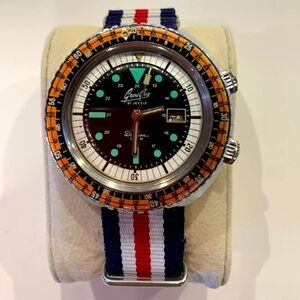 Rare! Vintage Grand Prix De Luxe Mechanical Movement Dive Watch. Mint!